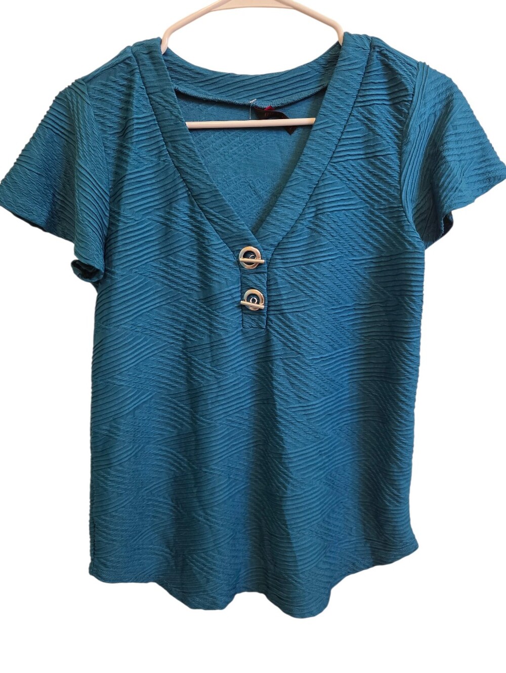 Love Scarlett Teal Short Sleeve Textured V-Neck Blouse Silver Tone Hardware Sz M